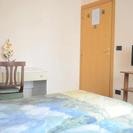 Hotell Cantina Dell'arte 2*