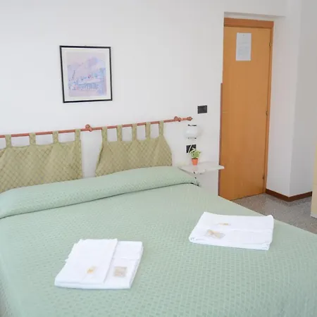 فندق Cantina Dell'arte 2*